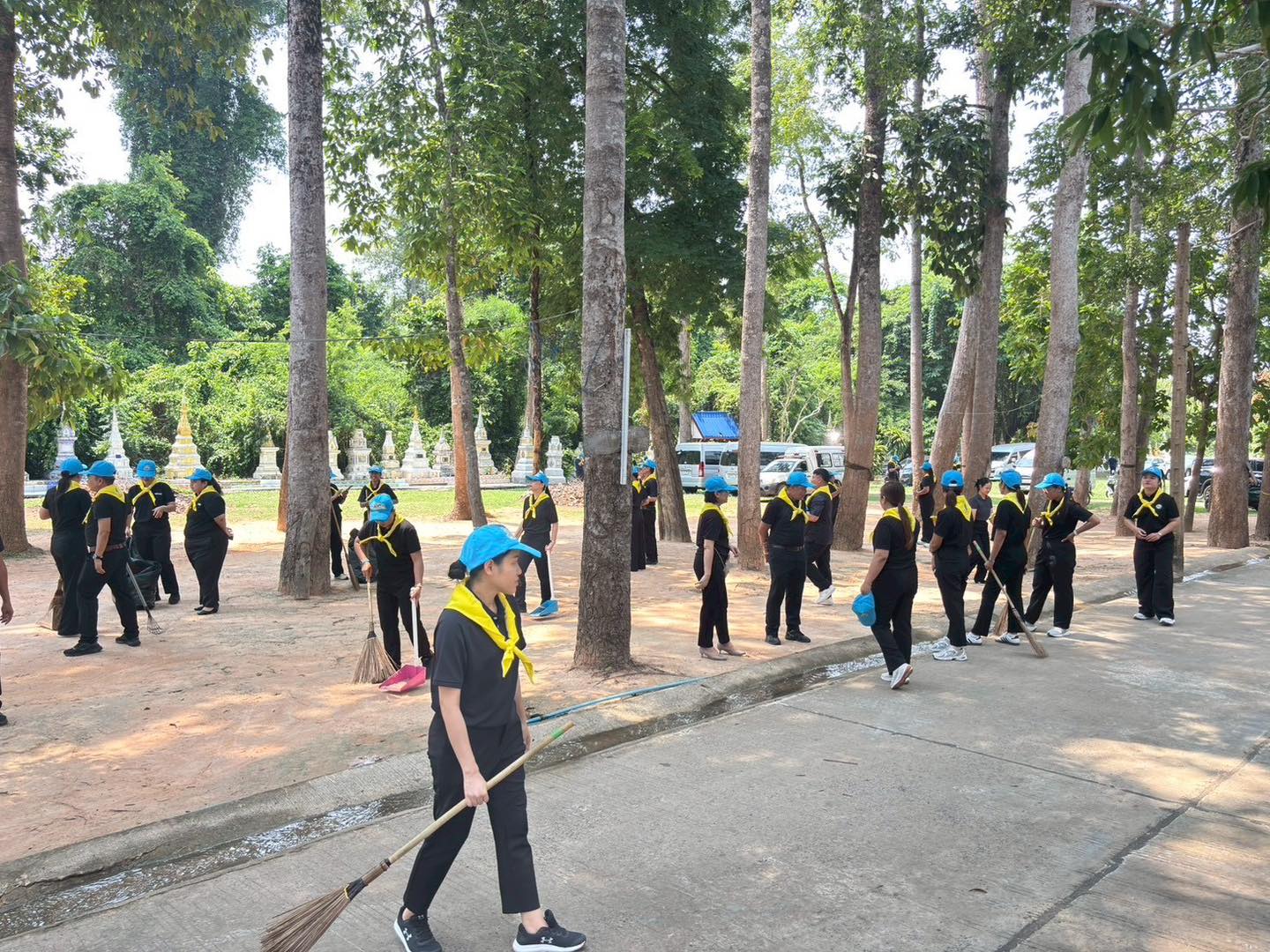 title - ส.ป.ก.ยโสธร ร่วมกิจกรรมจิตอาสาพัฒนา เนื่องในวันคล้ายวันประสูติ สมเด็จพระเจ้าลูกยาเธอ เจ้าฟ้าทีปังกรรัศมีโชติฯ